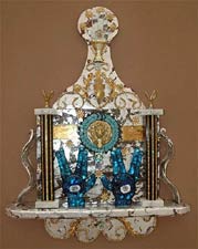 Bling-Bling Mizrah, Copyright 2004, Jonathan Tepperman -- Click to Expand...